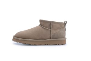 Classic Mini-Tube Sheepskin Boots